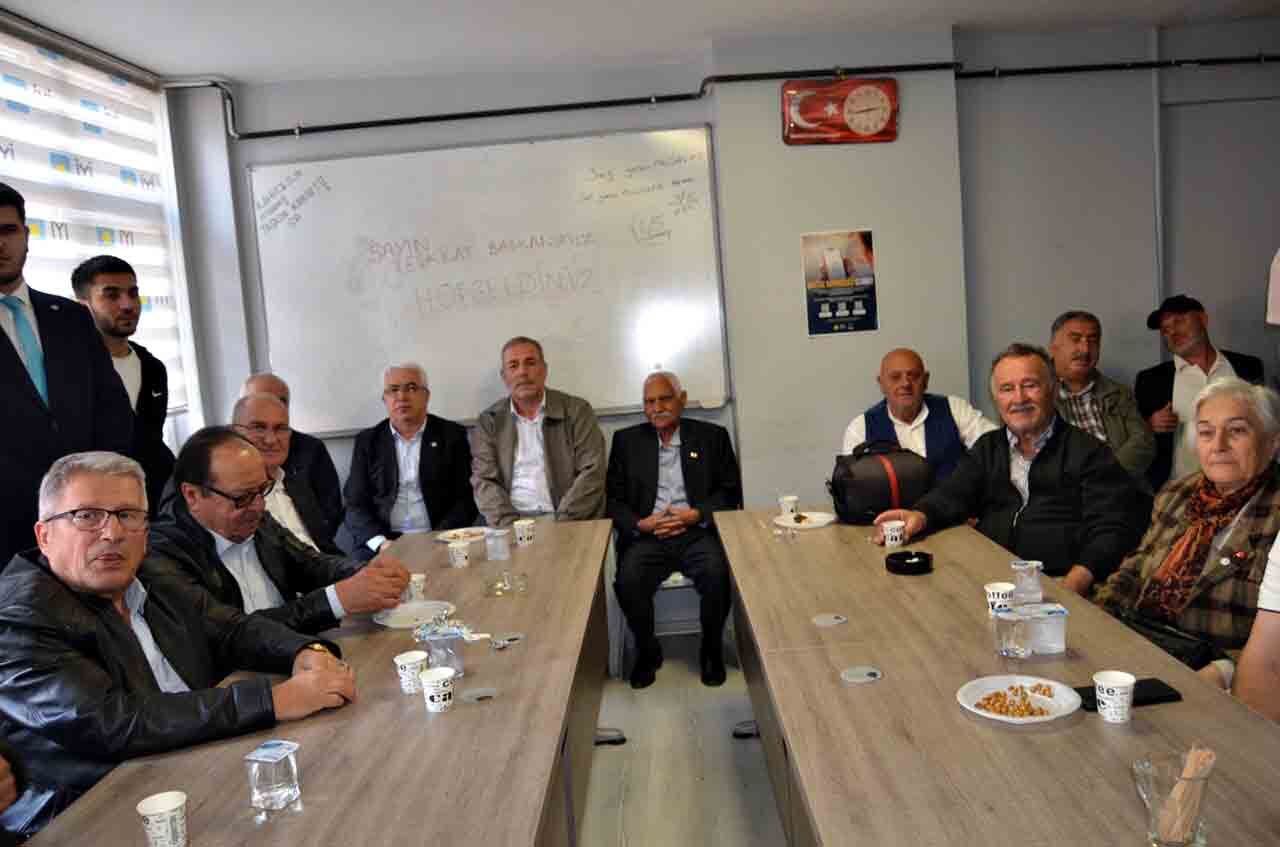 Iyi Parti Bayramlaşma (1)-1