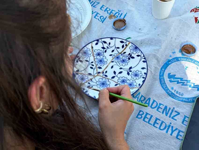 “ Kırıldığın Yerden Parlamak Kintsugi Atölyesi”, Kaletepe’de Gerçekleştirildi (2)