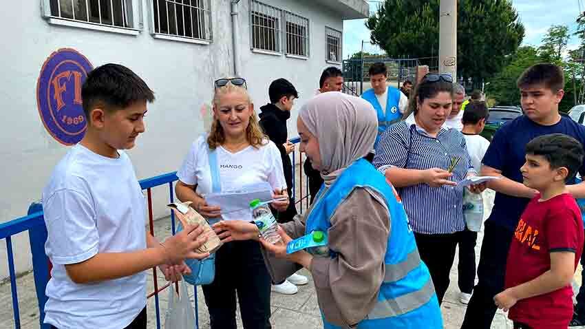 A K Gençlik’ten L G S Öğrencilerine Moral Ziyareti (4)