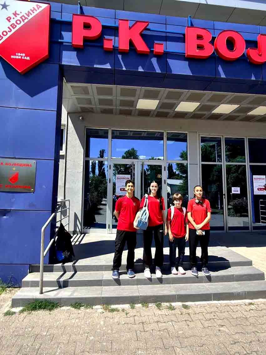 B A L K A N A R E N A S I N D A D E V R E K R Ü Z G A R I E S T İ (1)