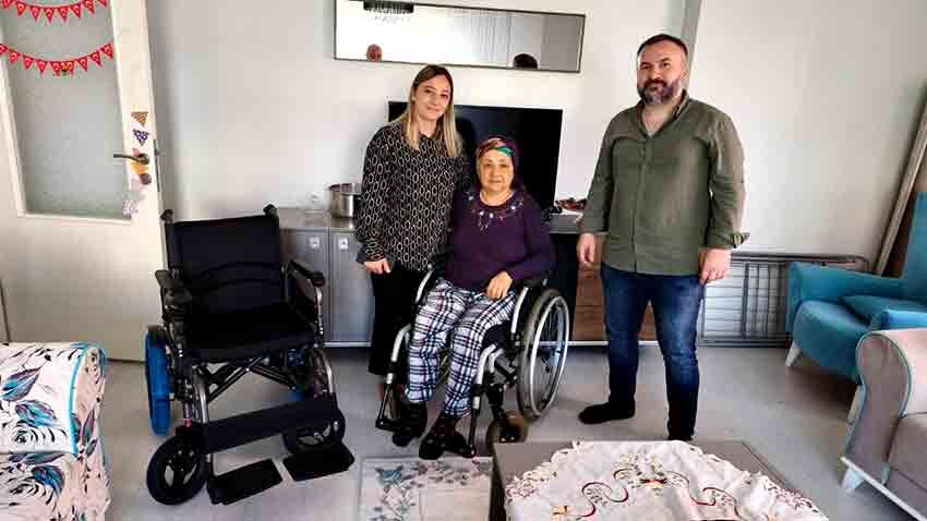 D E V R E K B E L E D İ Y E S İ G Ö N Ü L L E R E D O K U N U Y O R2 (2)