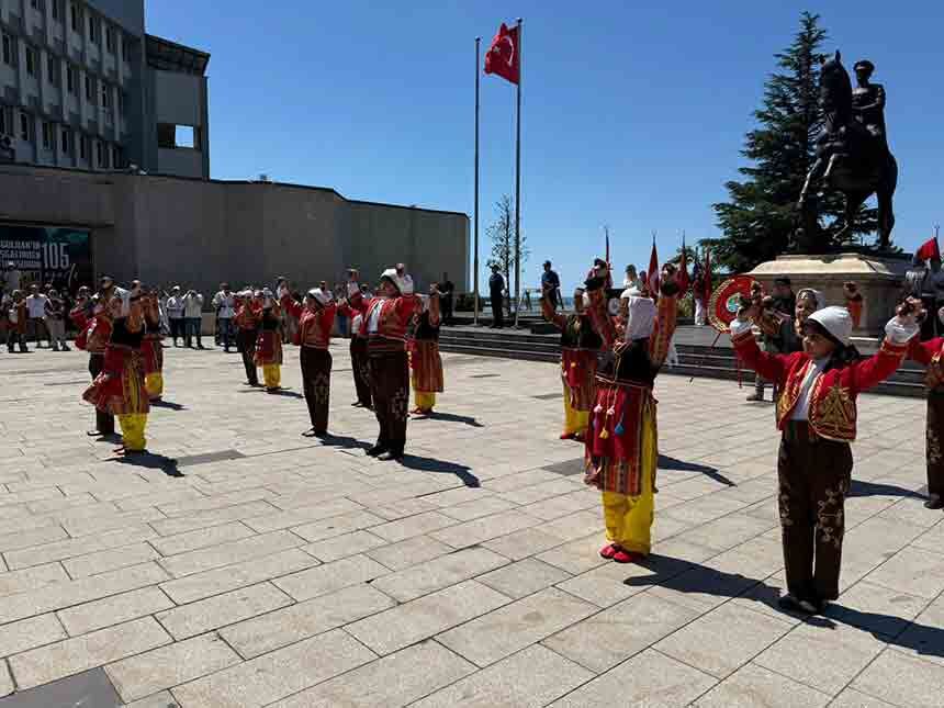 Düşman İşgali̇nden Kurtuluş (6)