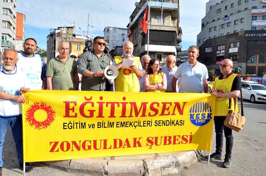Öğretmenlerin Hak Arama Mücadelesi Gözaltılarla Engellenemez20