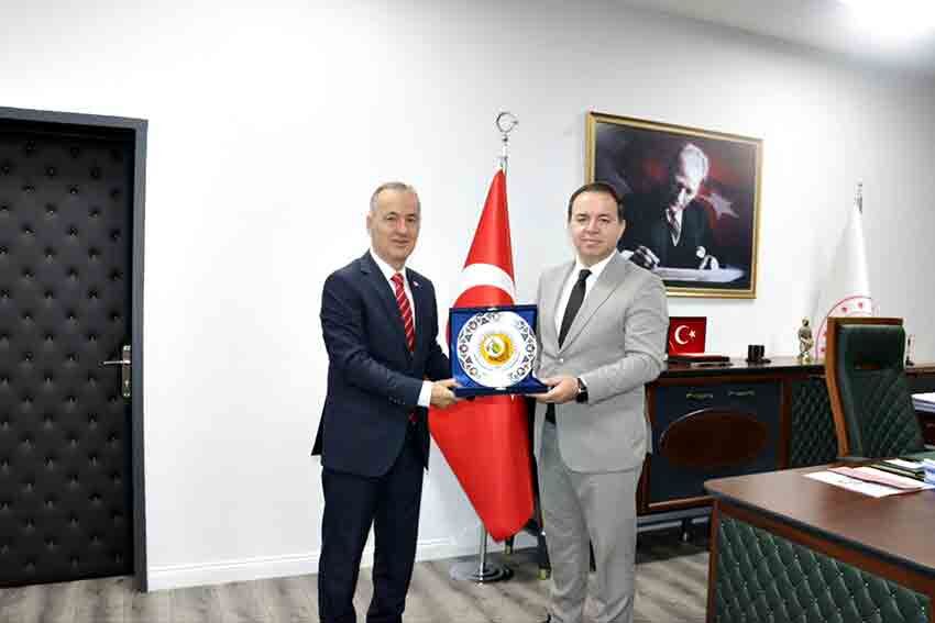 Orman Bölge Müdürü İl Milli Eğitim Müdürünü Ziyaret Etti2 (2)