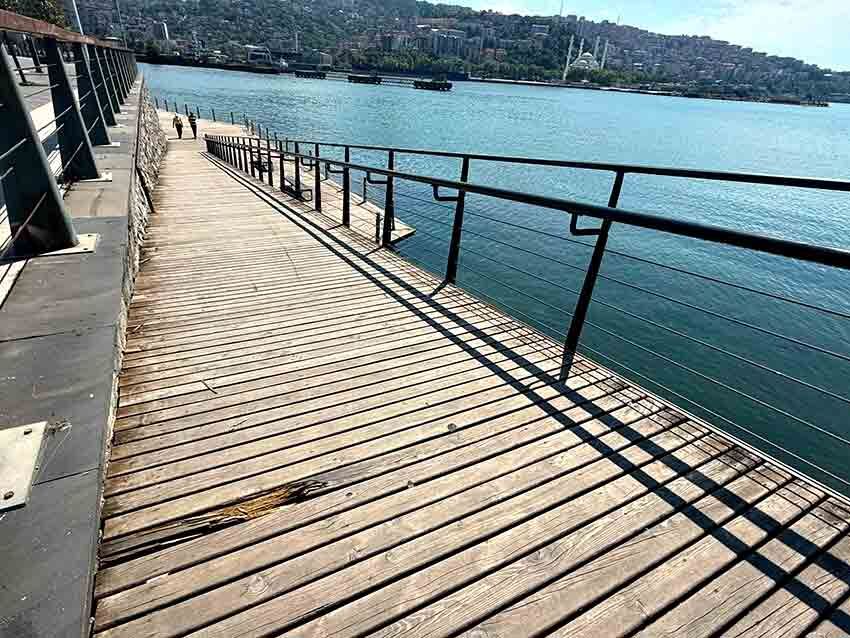 Zonguldak Sahilinde Tehlike Saçan Görüntü (3)