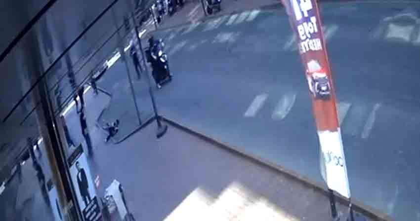 Zonguldak'ta 10 Yaşındaki Çocuğa Motosikletin Çarpma Anı Kamerada (1)