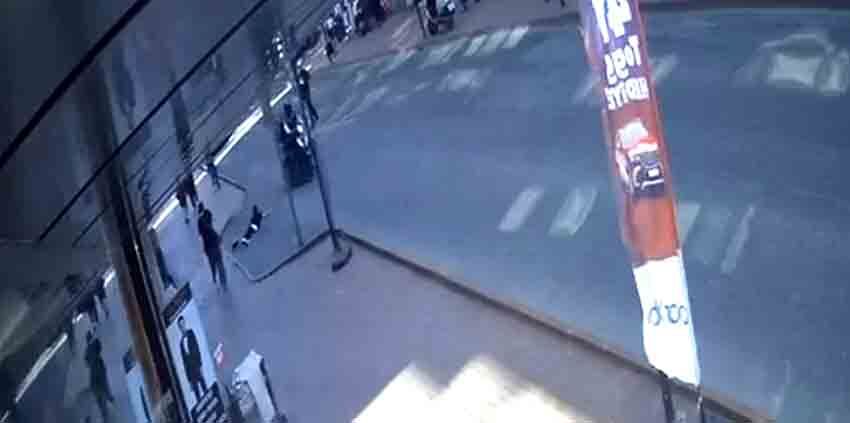 Zonguldak'ta 10 Yaşındaki Çocuğa Motosikletin Çarpma Anı Kamerada (3)