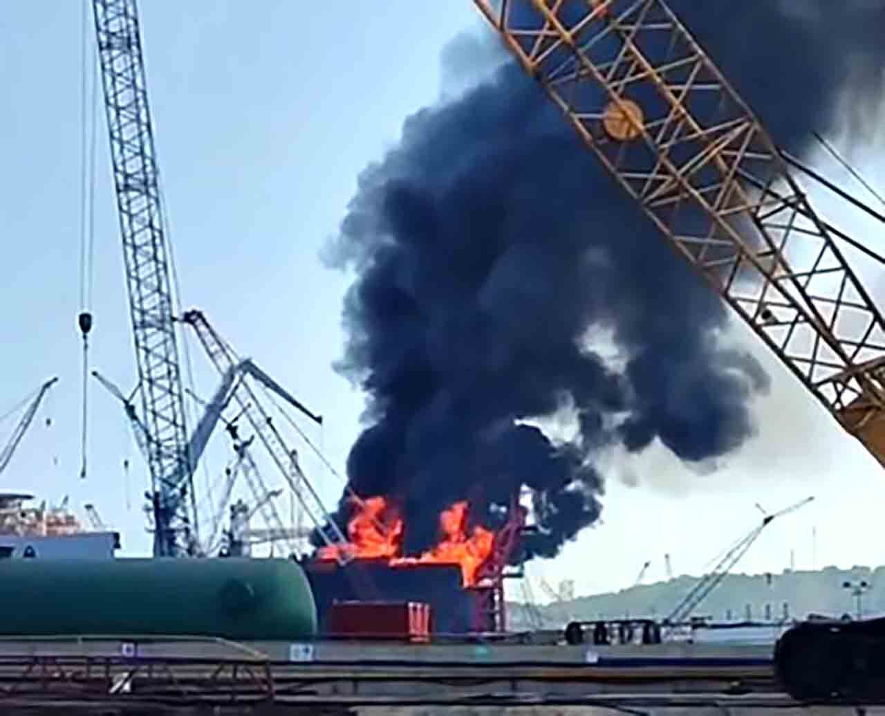 Yakıt tankerinde korkutan yangın