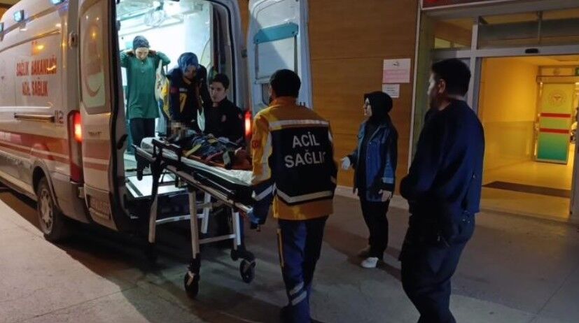 İkinci kattaki pencereden düşen 5 yaşındaki çocuk ağır yaralandı