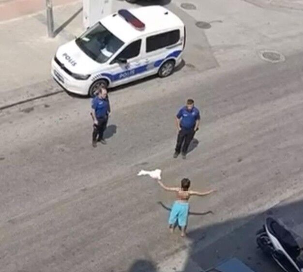 Mahalle Ayağa Kalktı 3