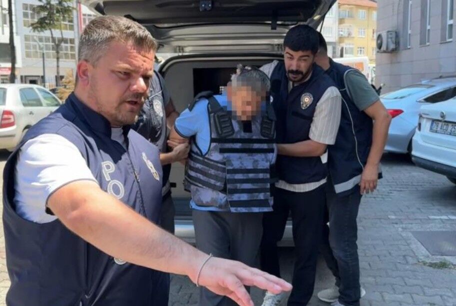 Yardım için polise koşan çocukların çabası annelerini kurtarmaya yetmedi