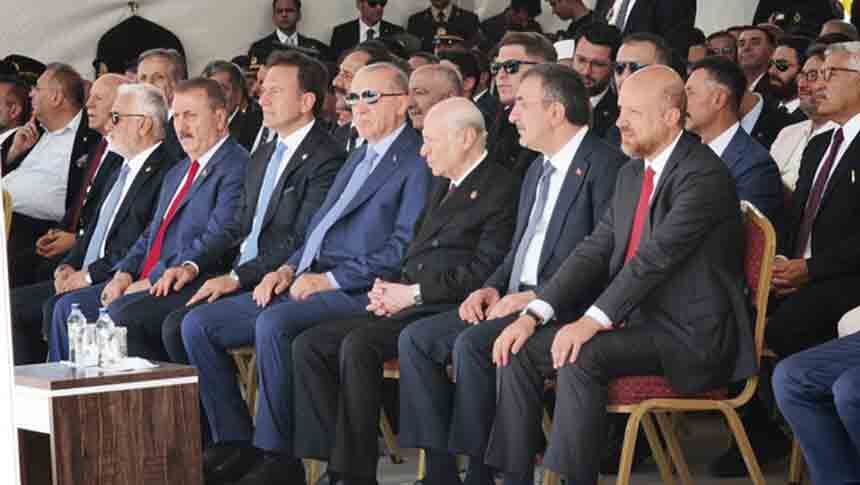 Cumhurbaşkanı Erdoğan: "Bölgemizde tarih yeniden yazılıyor"