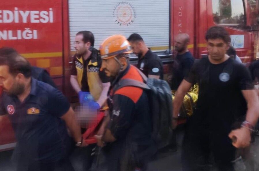 Ailesini Kurtaran Baba 1
