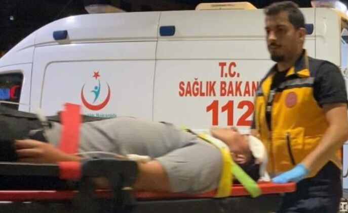 Başina Vuralan Ki̇şi̇
