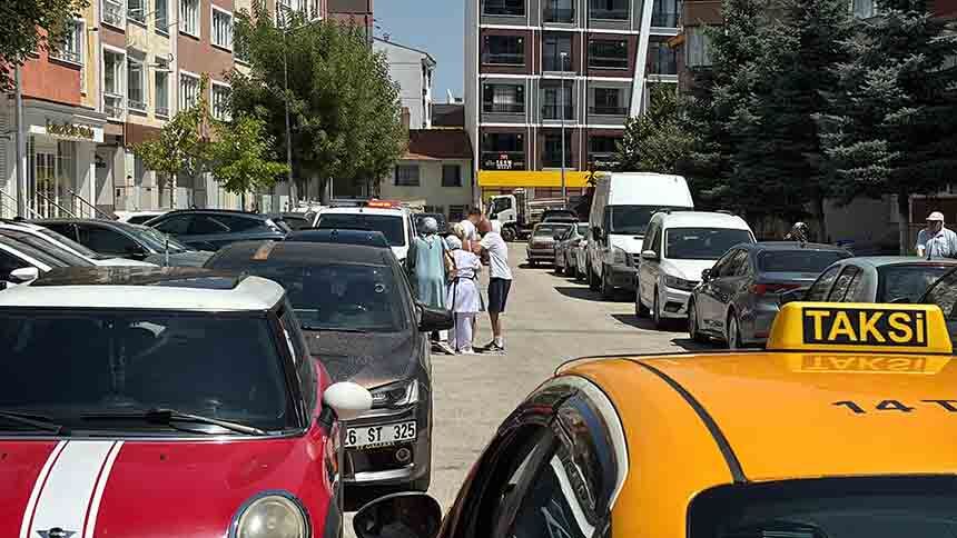 Eli Bileğinden Koptu (4)