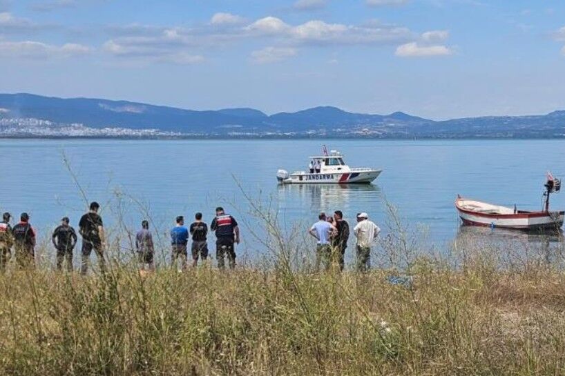 Engelli Genç Iznik Gölünde
