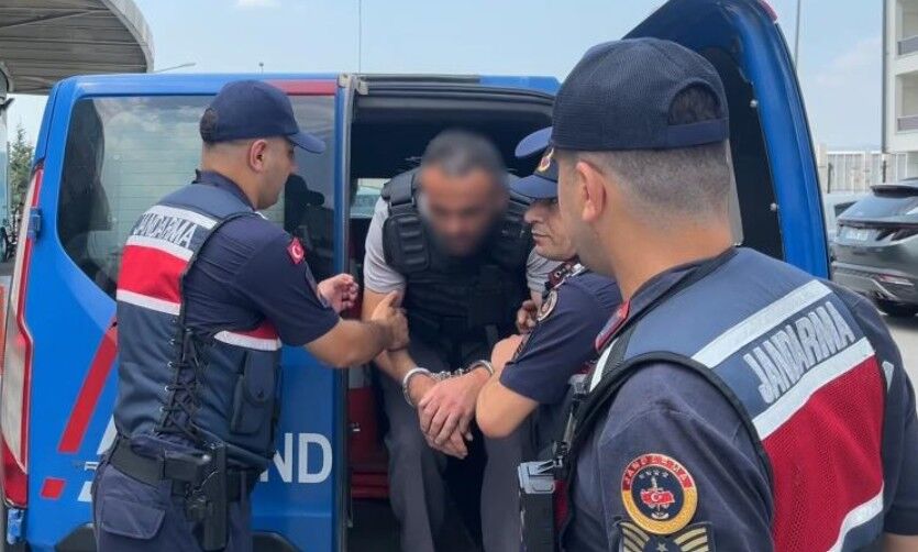 Eniştesini Ve Eşini Öldürdü 11