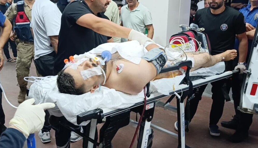 Hastane Bahçesi̇nde Si̇lahli Pusu 1