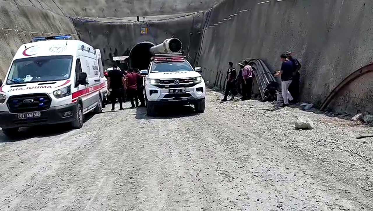 İçme Suyu Projesinde Göçük 1 Işçi Hayatını Kaybetti, 1’I Ağır Yaralı (1)