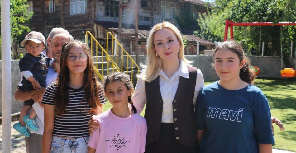 Kaymakamdan Çocuk Parki Açilişi