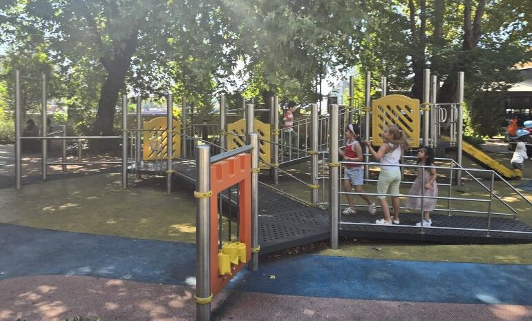 Minikler Parkta 2