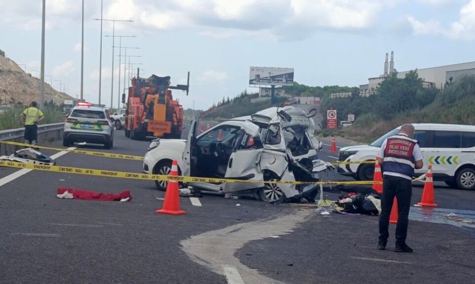 Ptt Kamyonu Arkadan Çarpti 2