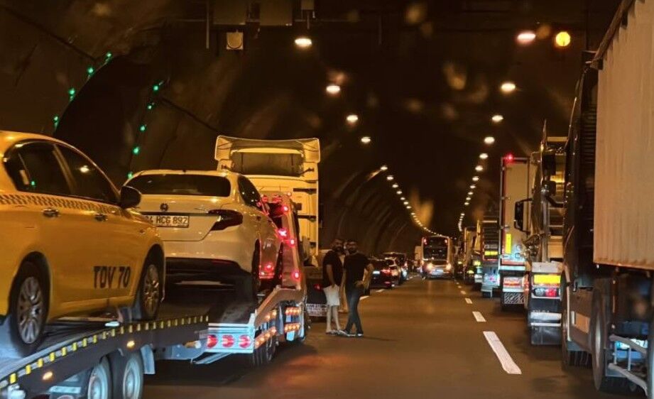 Tünelde Alev Alev Yandı 33
