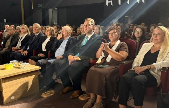 Ümit Özdağ Atatürk Kızları 1