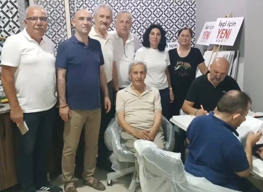 Yeni̇ Partü Üye 2