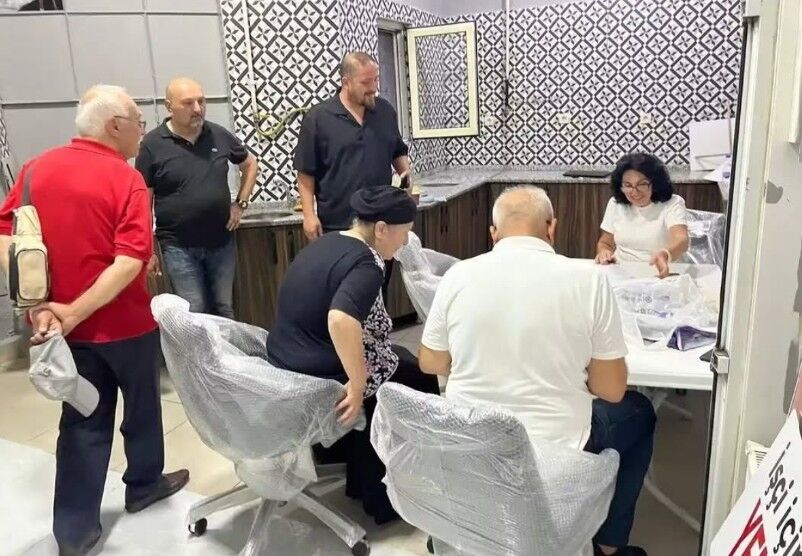 Yeni̇ Partü Üye 3