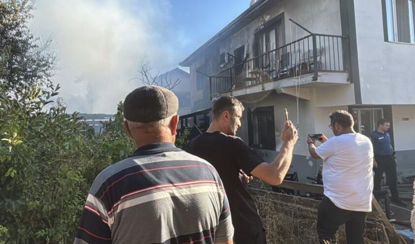 3 Ev Odunluk Yandi 11