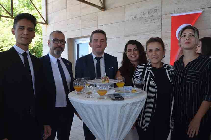A D L İ Y E R E S E P S İ Y O N (3)