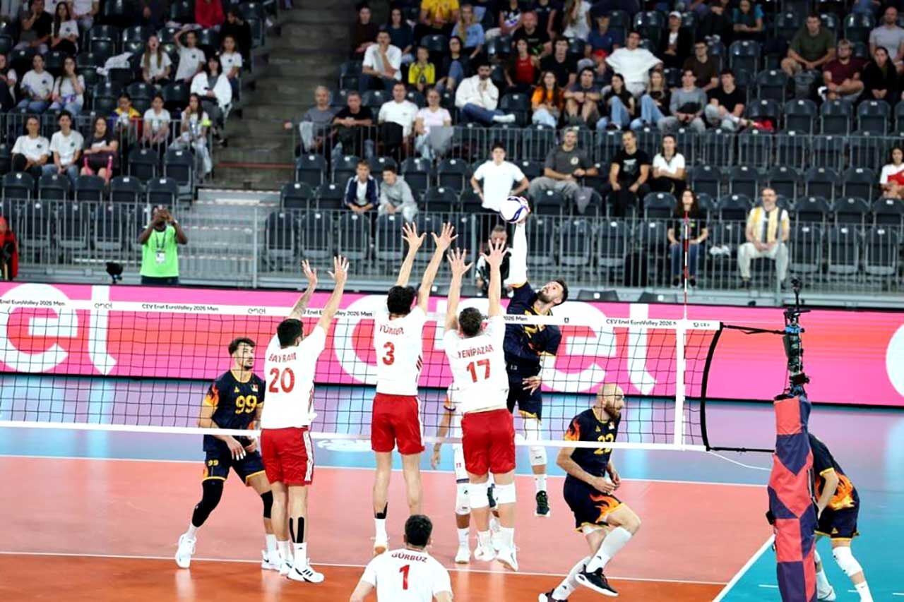 A Milli Erkek Voleybol Takımı, Romanya'ya mağlup oldu