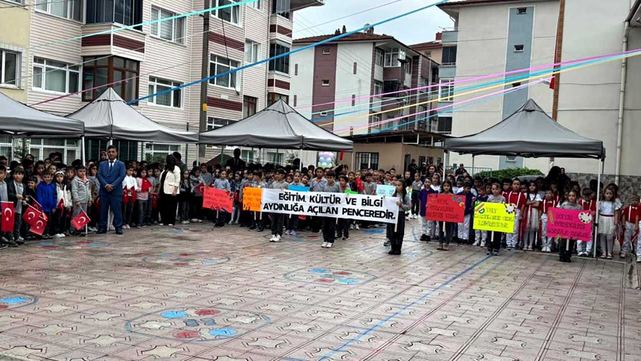 Alaplı'da İlköğretim Haftası kutlandı