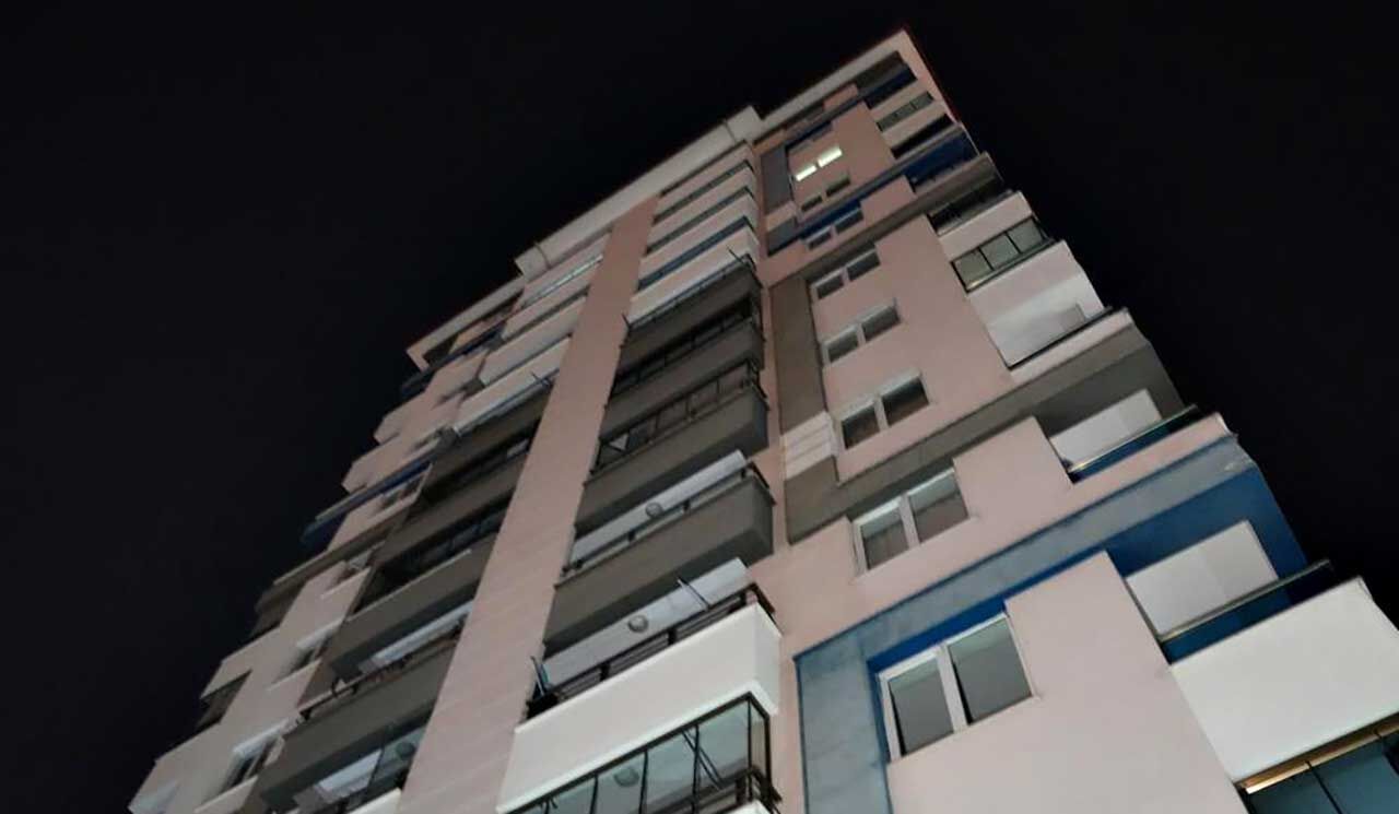 12. kattaki balkondan düşen kadın hayatını kaybetti