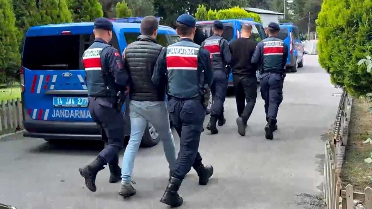 Bolu’da kuyumcuları hedef alan sahte altın şebekesi çökertildi