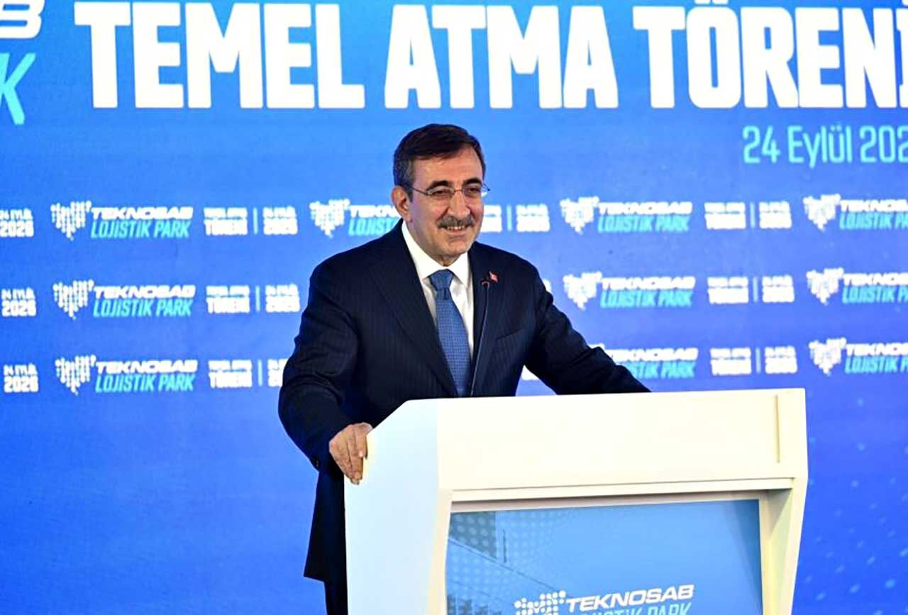 Cumhurbaşkanı Yardımcısı Cevdet Yılmaz Bursa'da: 210 milyon dolarlık Lojistik Park'ın temeli atıldı