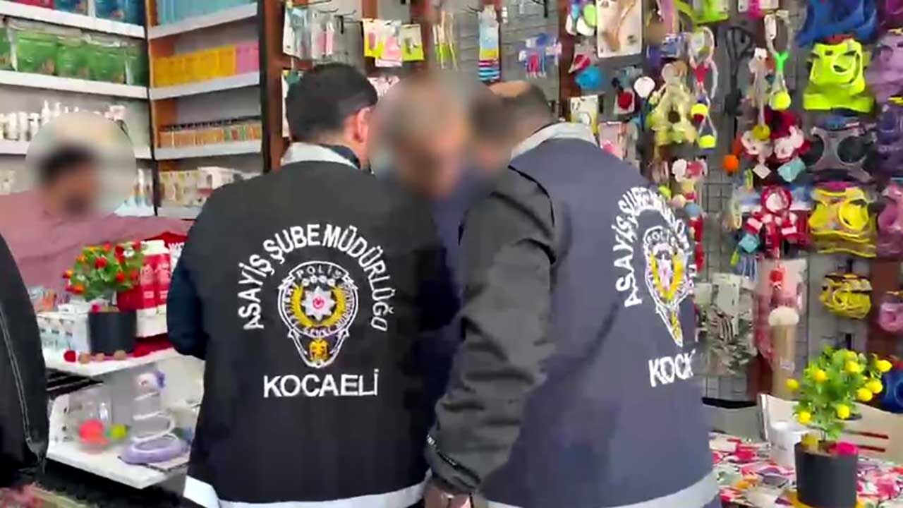 10 yıldır aranan firari dükkanında yakalandı, kelepçeye itiraz etti