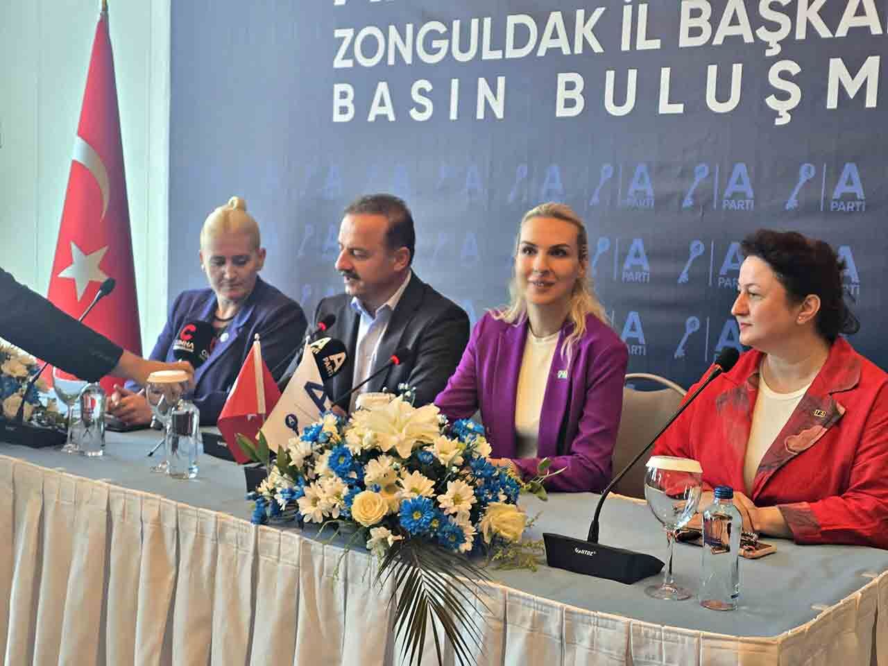 Anahtar Partisi Genel Başkanı (1)