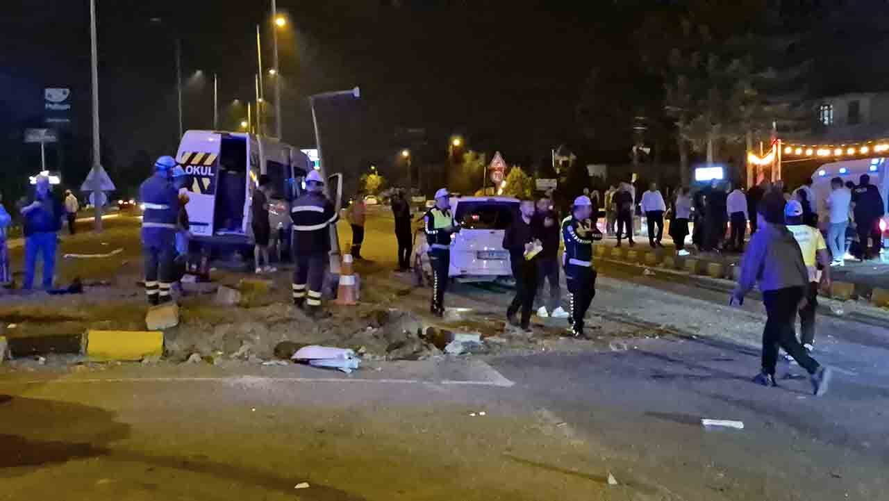 Bartında Düğün Dönüşü Kaza (2)