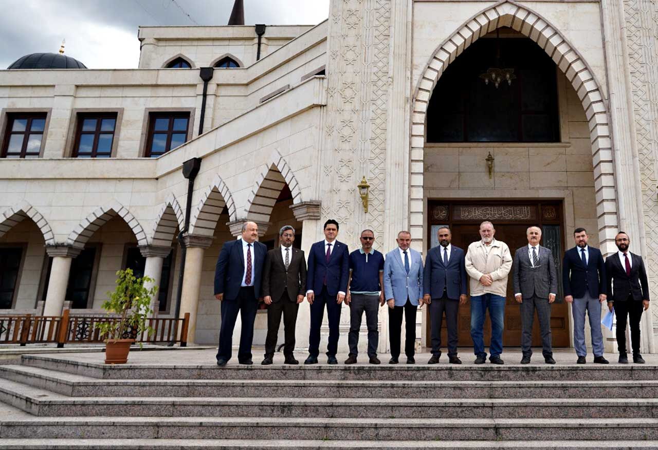 Cumhurbaşkanı Başdanışmanı İsrafil Kışla’dan BARÜ’ye ziyaret
