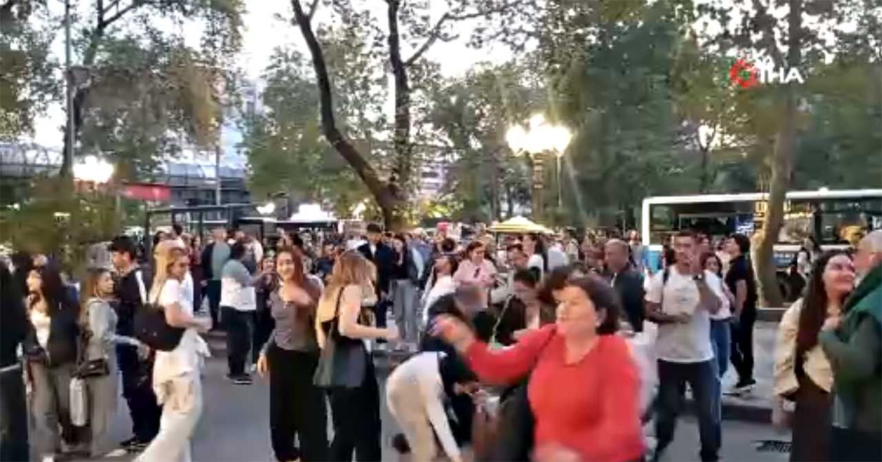 Gökten Para Yağdı (3)