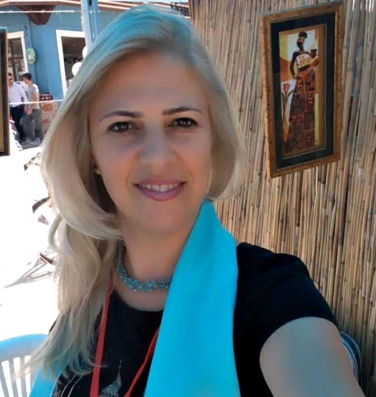 Kadın Kendi Işyerinde Öldü (1)