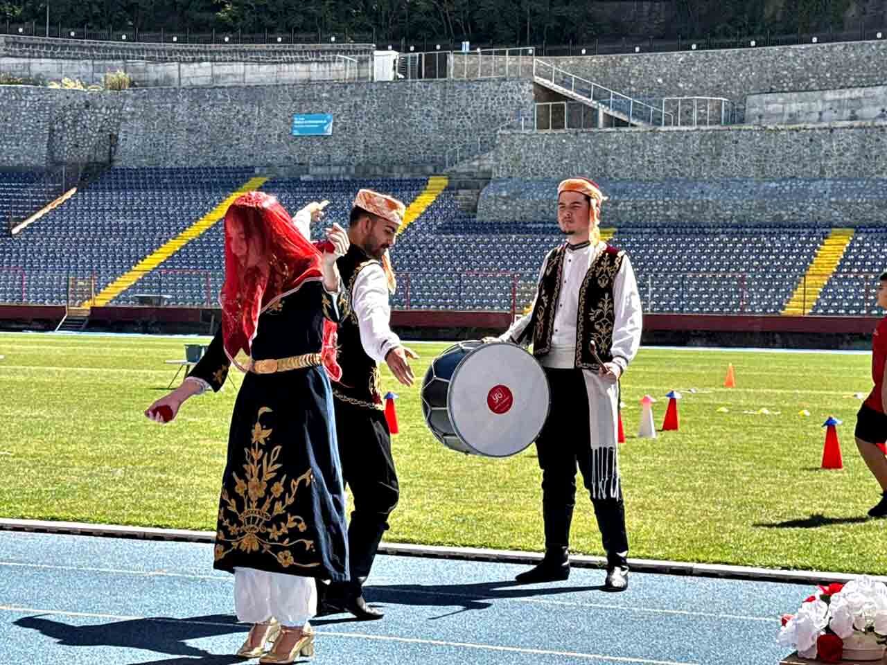 Statta Şenlik Var (2)