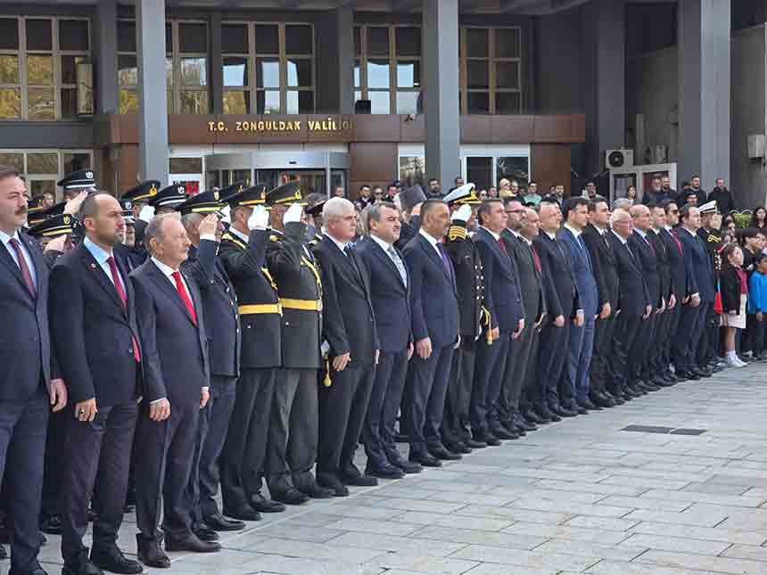 29 Ekim Coşkuyla Başladı (11)