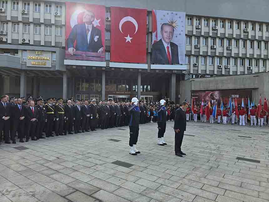 29 Ekim Coşkuyla Başladı (14)