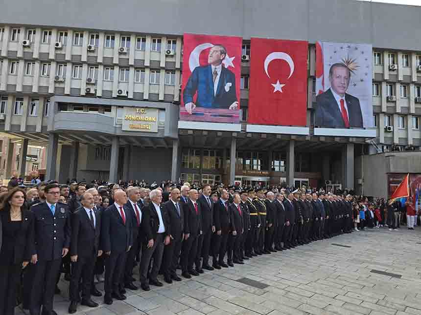 29 Ekim Coşkuyla Başladı (3)