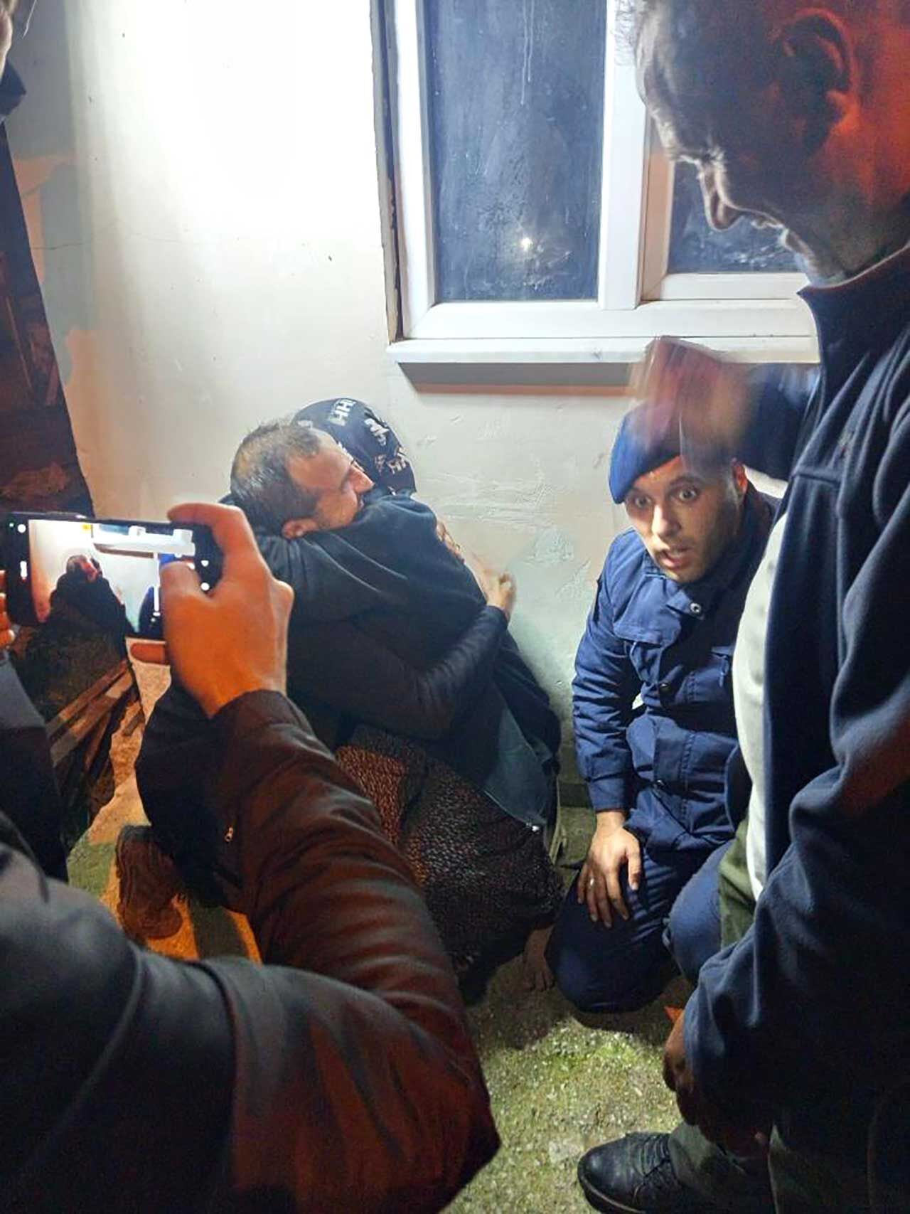 A W806606 02
