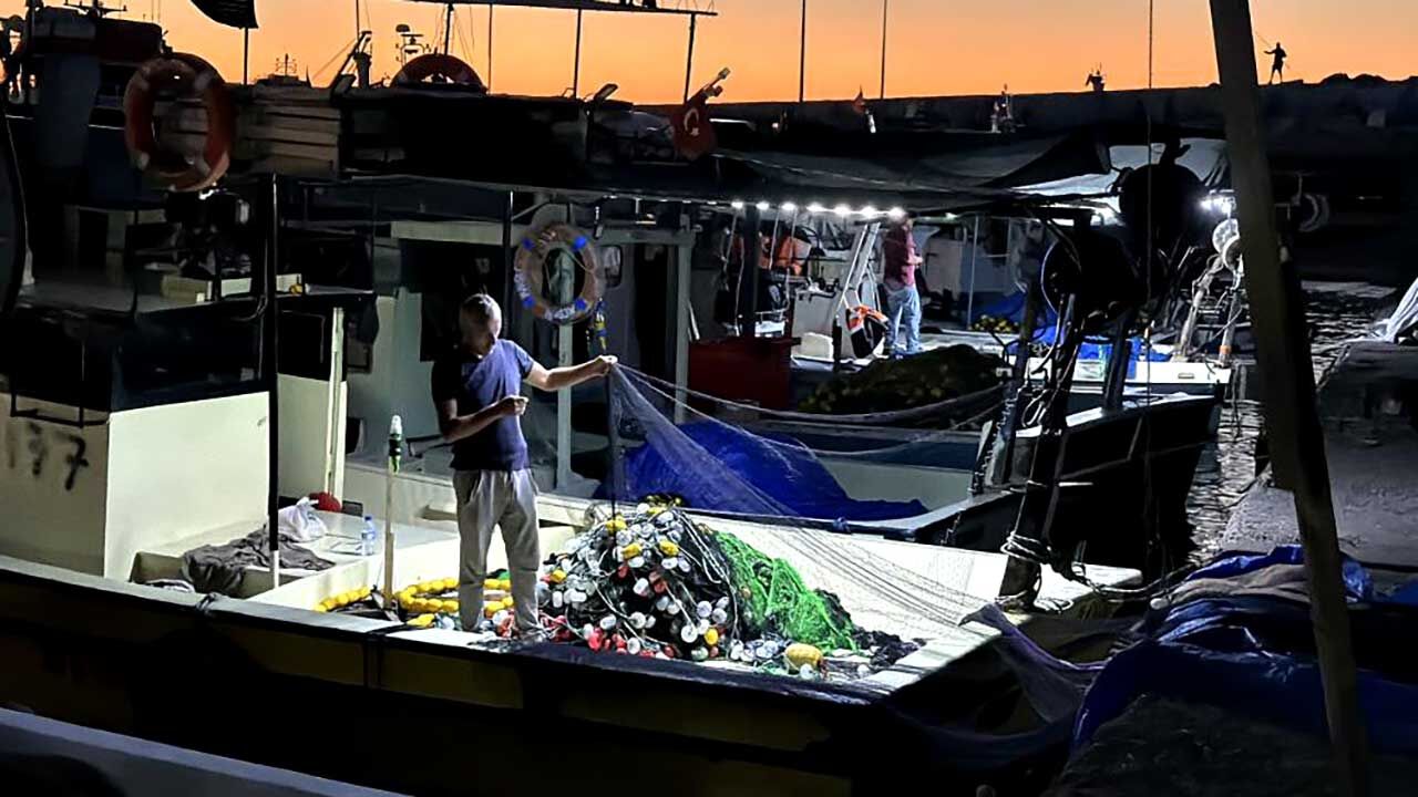 Balıkçı teknelerinde sezon hazırlığı: Bakım ve onarım mesaisi sürüyor