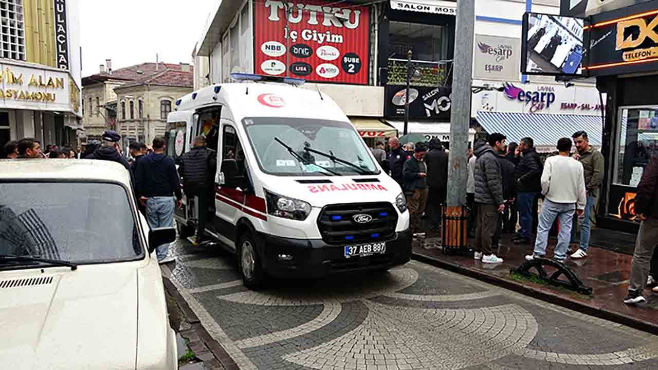 C A D D E D E R A S T G E L E A T E Ş A Ç I P 4 K İ Ş İ Y İ V U R D U (2)